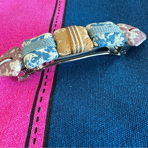 Made In Taiwan Clay Hair Clip - Picture 3 of 8